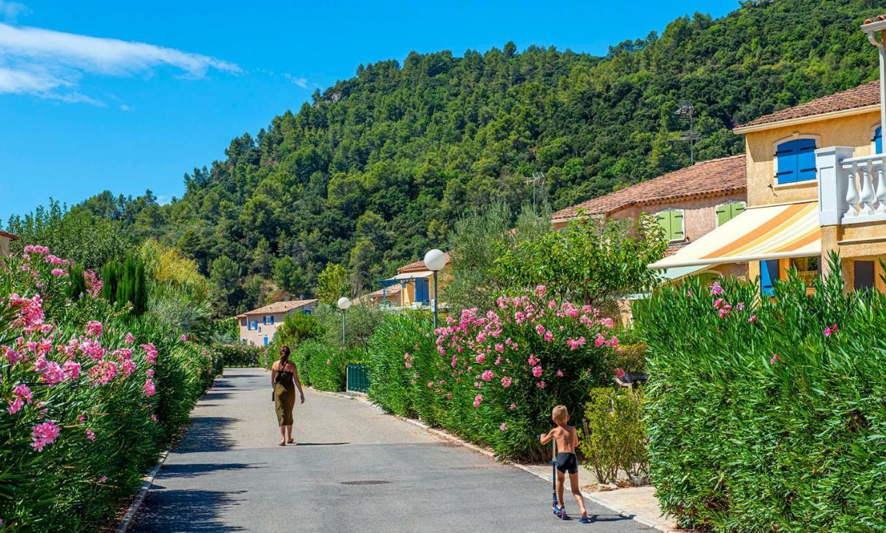 Domaine Le Clos Des Oliviers Vidauban Exterior foto